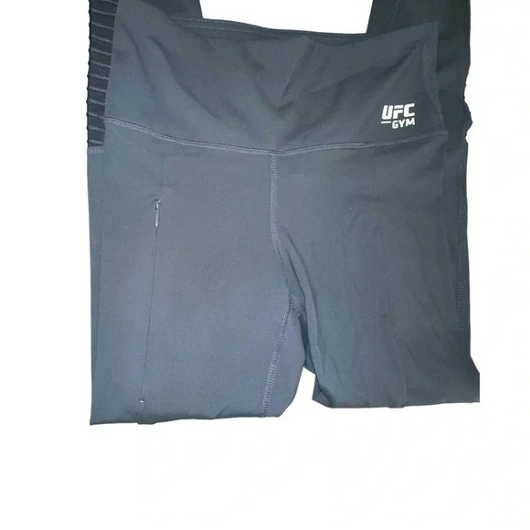 UFC Gym S gray +‎ black workout leggings - Picture 6 of 7